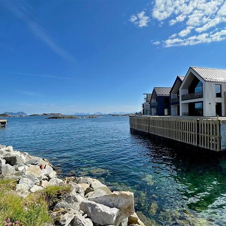 Lofoten Bryggeleiligheter Henningsvær Exteriör bild